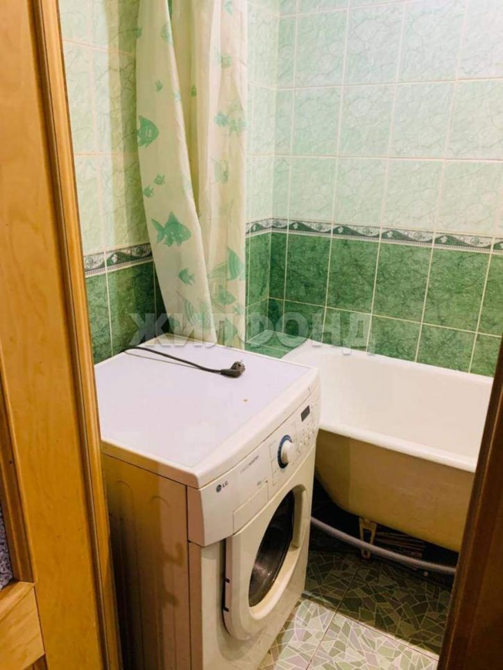 2-комн квартира Связистов улица, д.113