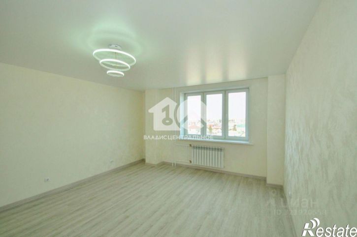 2-комн квартира Спортивная улица, 13,  д. 13