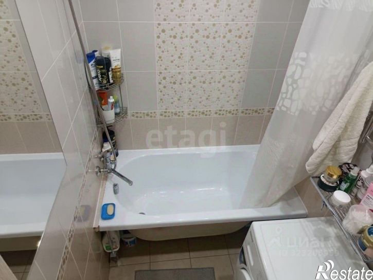 2-комн квартира улица Бориса Богаткова, 258,  д. 258