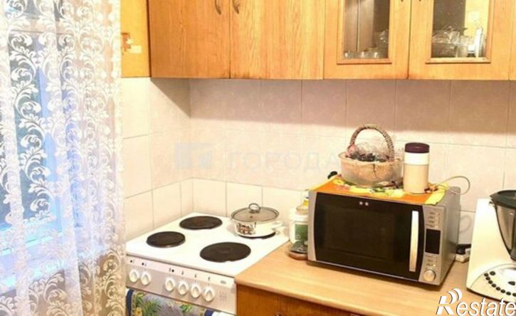 2-комн квартира ул Сибиряков-Гвардейцев, 4,  д. 4