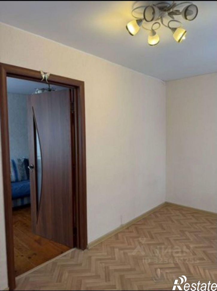 2-комн квартира ул Авиастроителей, 1/5,  д. 1/5