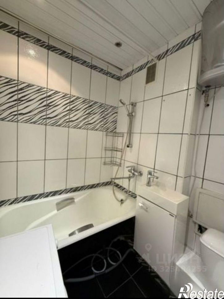 2-комн квартира ул Авиастроителей, 1/5,  д. 1/5