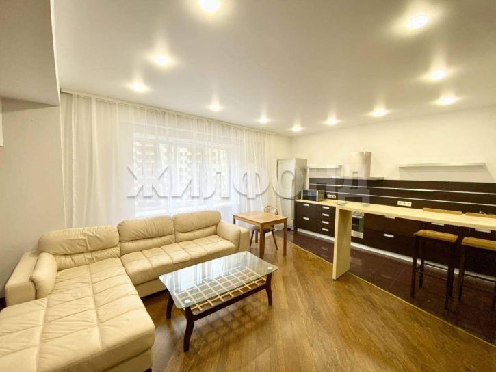 3-комн квартира Военная улица, д.9