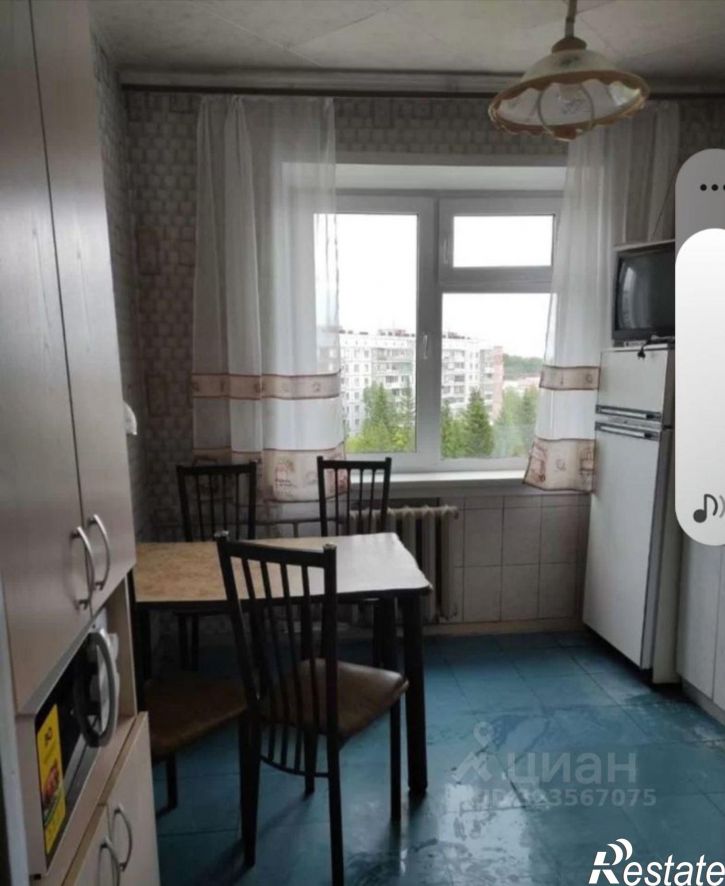 2-комн квартира ул Курчатова, 11/2,  д. 11/2