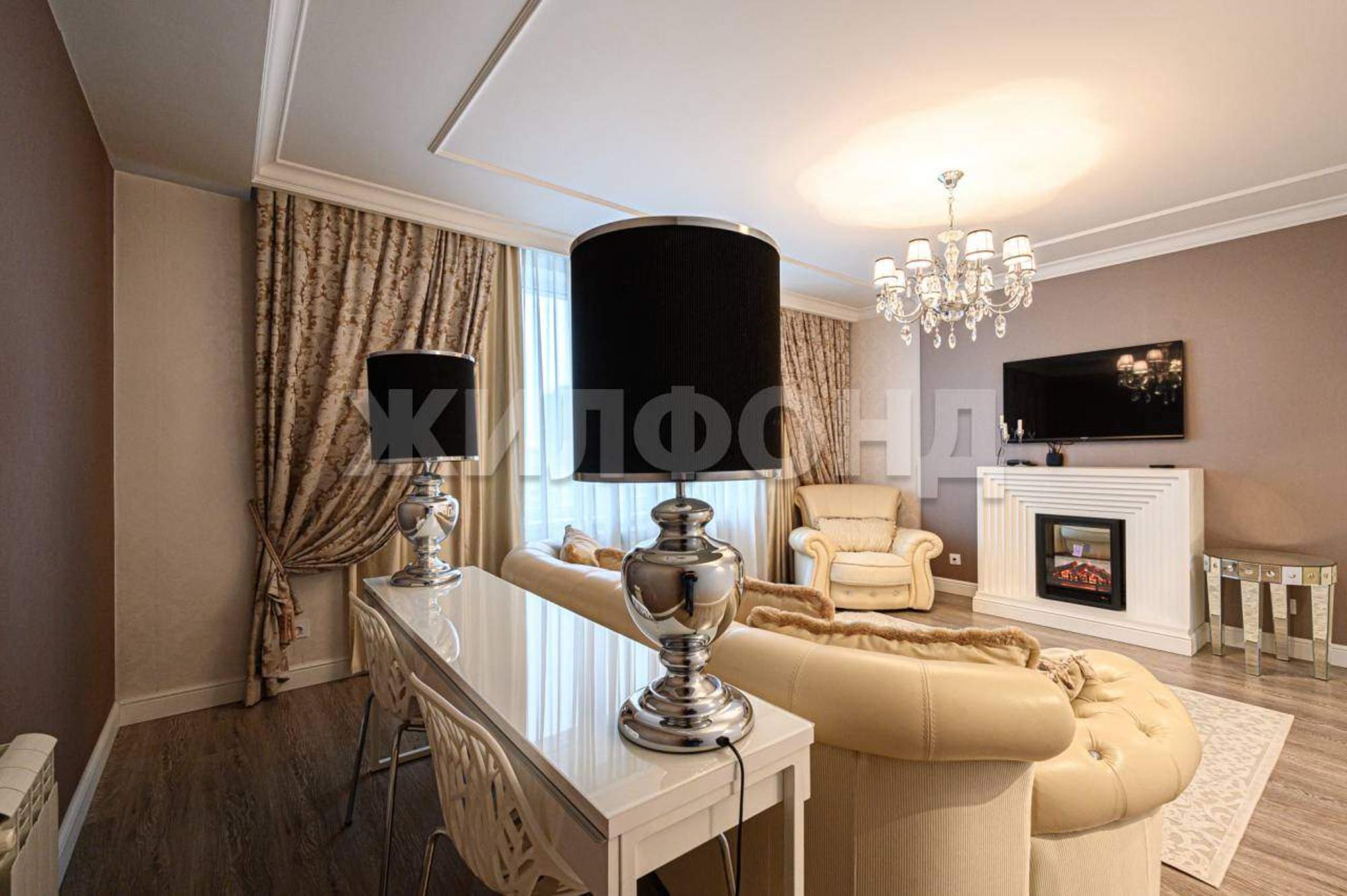 Купить квартиру за 14 800 000 рублей на Семьи Шамшиных улица, д.12