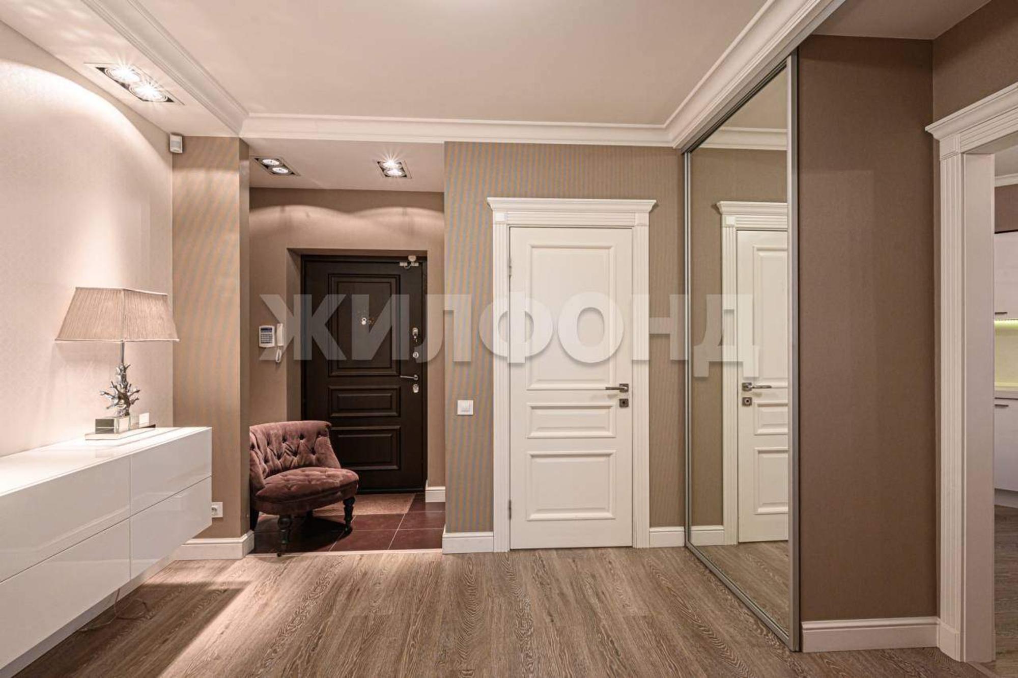 Купить квартиру за 14 800 000 рублей на Семьи Шамшиных улица, д.12