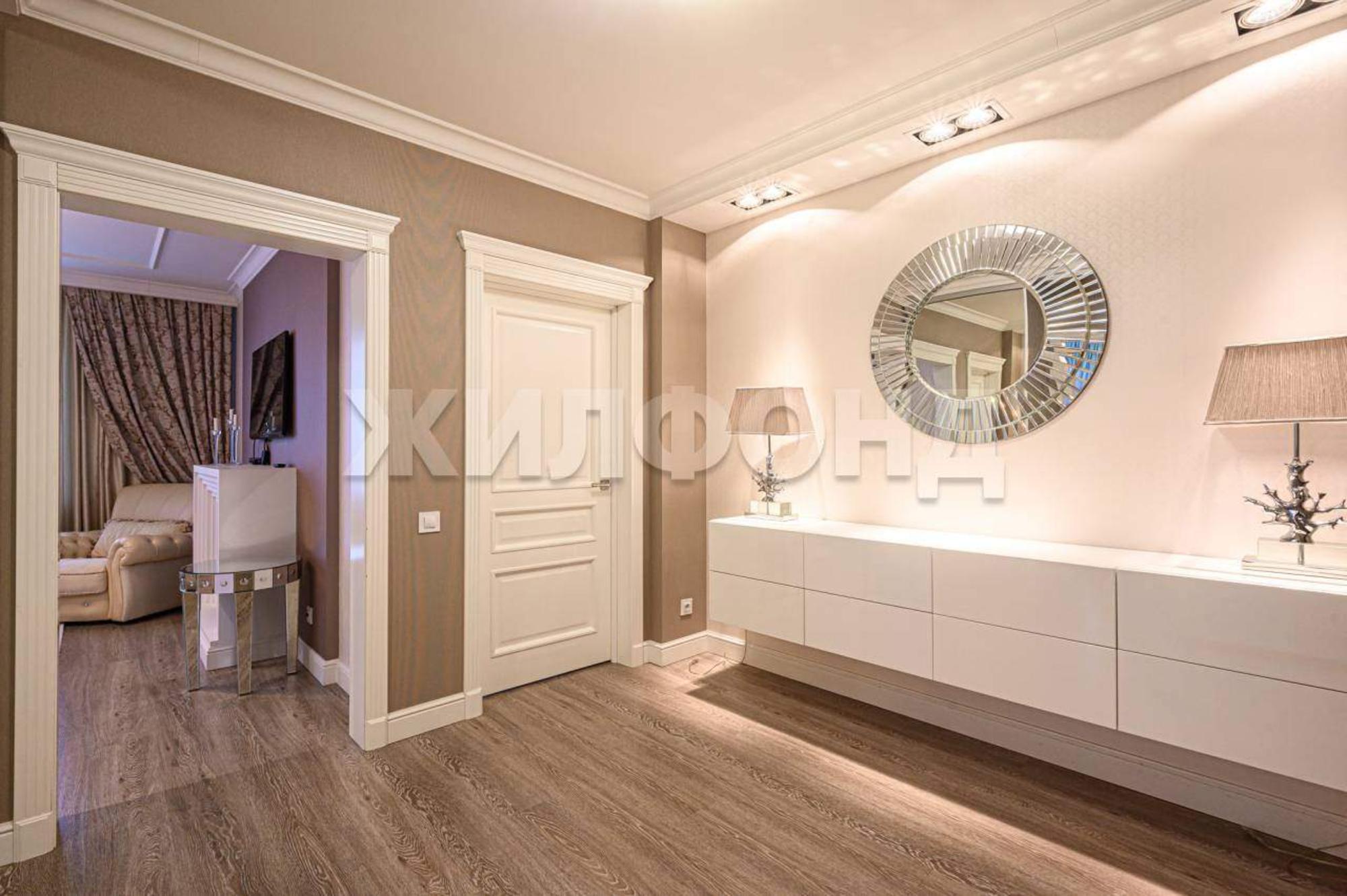 Купить квартиру за 14 800 000 рублей на Семьи Шамшиных улица, д.12