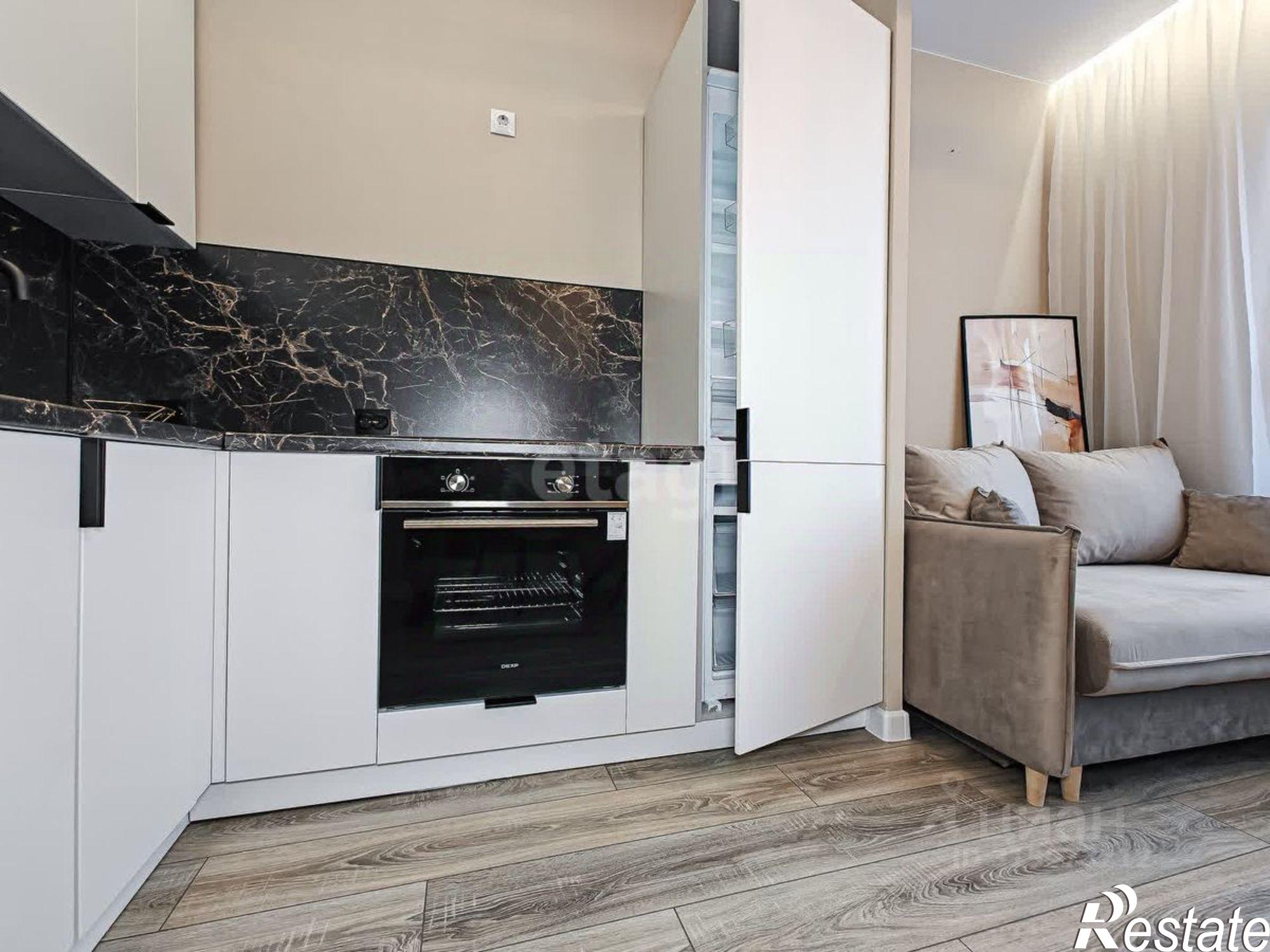 Купить квартиру за 11 700 000 рублей на улица Николая Островского, 195/3