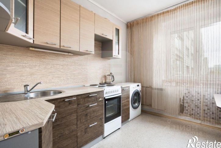 3-комн квартира улица Чкалова, 70/1,  д. 70/1