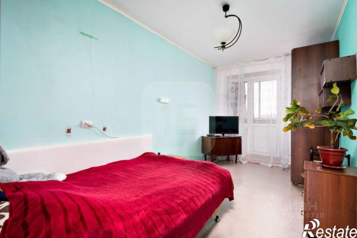 3-комн квартира улица Чкалова, 70/1,  д. 70/1