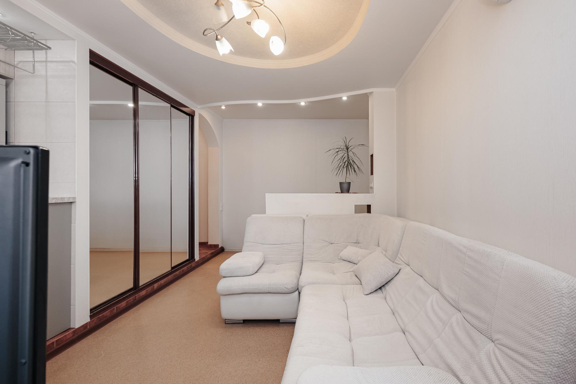 Купить студию за 6 790 000 рублей на ул Ватутина, 21