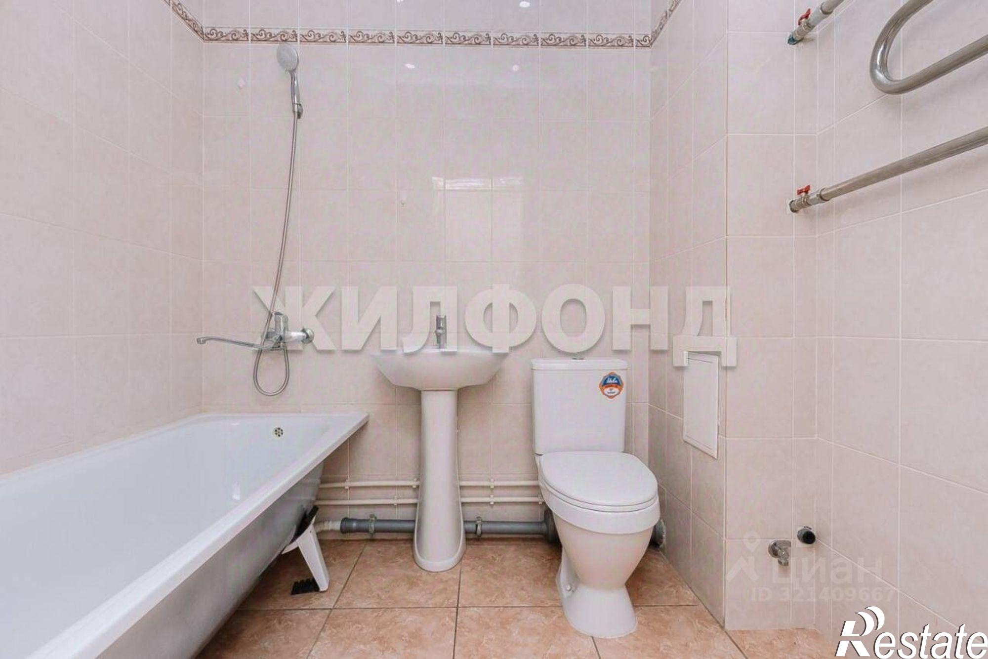 Купить квартиру за 2 800 000 рублей на улица Романтиков, 3