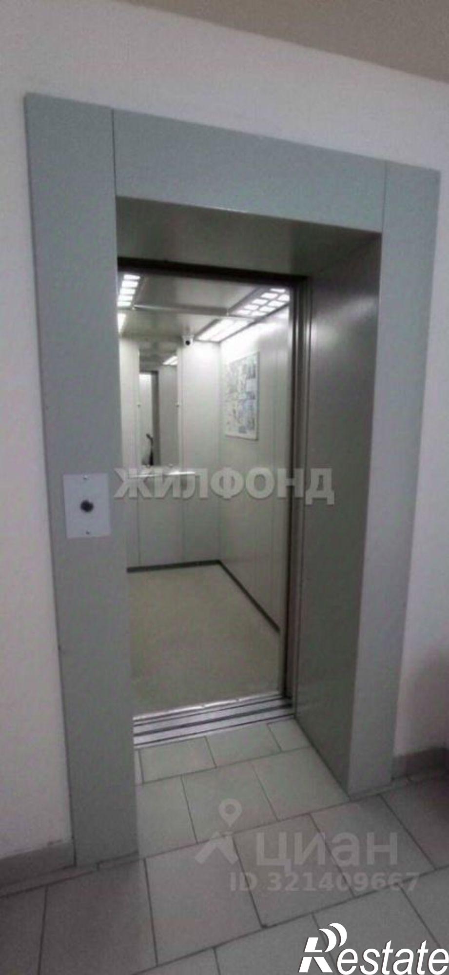 Купить квартиру за 2 800 000 рублей на улица Романтиков, 3