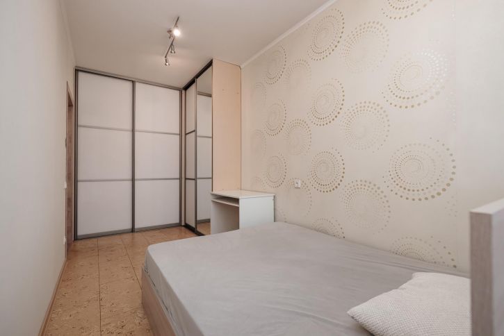 Студия ул Ватутина, 21