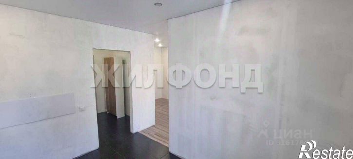 1-комн квартира улица Романтиков, 3,  д. 3