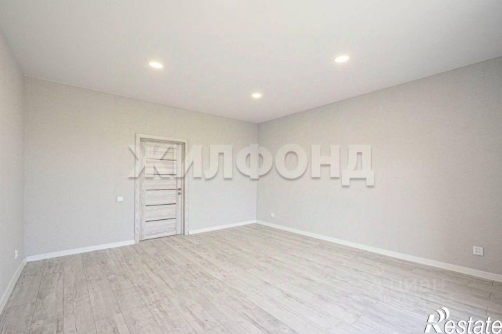 3-комн квартира улица Авиастроителей, 13А,  д. 13А