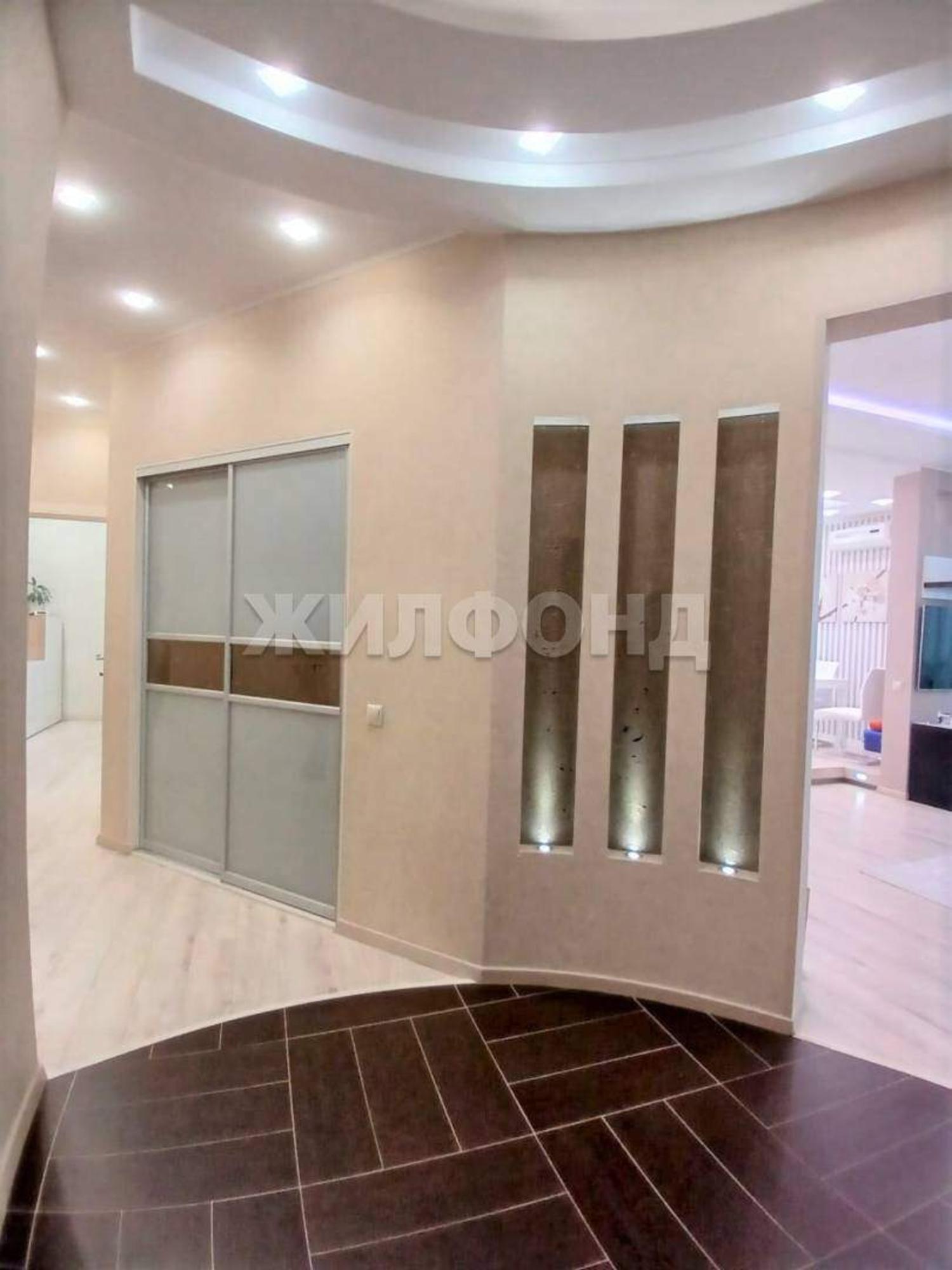 Купить квартиру за 33 000 000 рублей на Кедровая улица, д.53