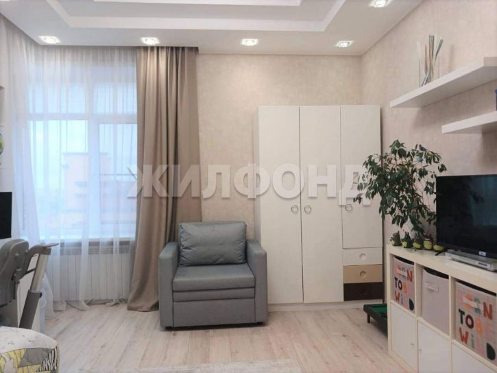 4-комн квартира Кедровая улица, д.53