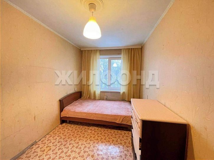 4-комн квартира Петухова улица, д.122/1