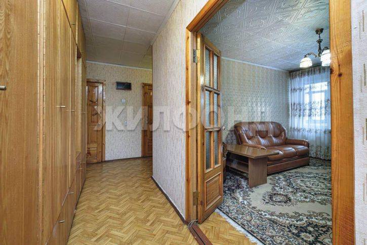 3-комн квартира Сибирская улица, д.41