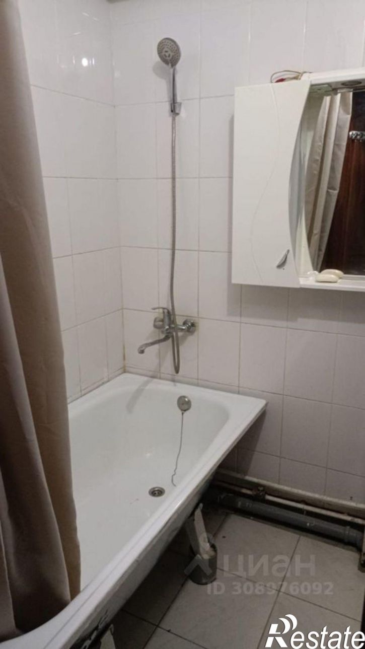 2-комн квартира проспект Дзержинского, 11,  д. 11