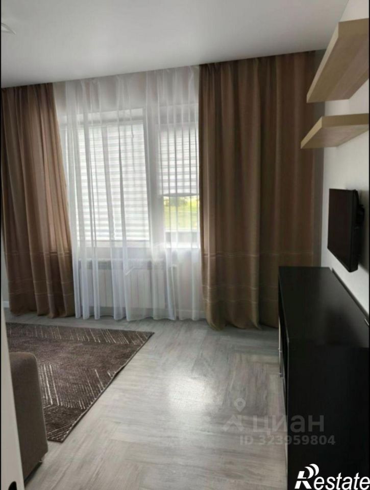 2-комн квартира Красный проспект, 323,  д. 323