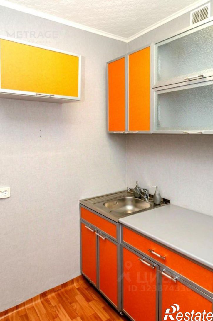 2-комн квартира улица Лейтенанта Амосова, 62,  д. 62