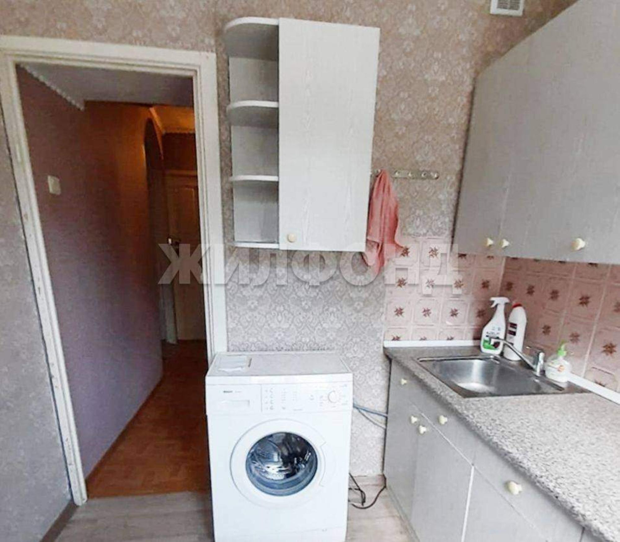 Купить квартиру за 3 350 000 рублей на Петухова улица, д.74