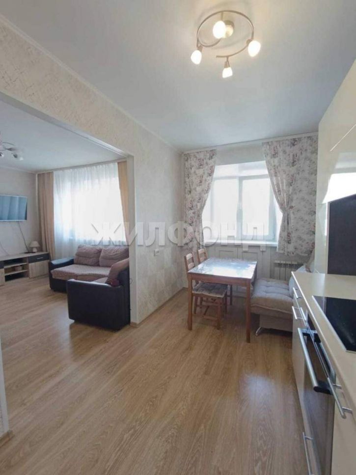 3-комн квартира Челюскинцев улица, д.14/1