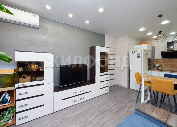 1-комн квартира Красный проспект, д.323