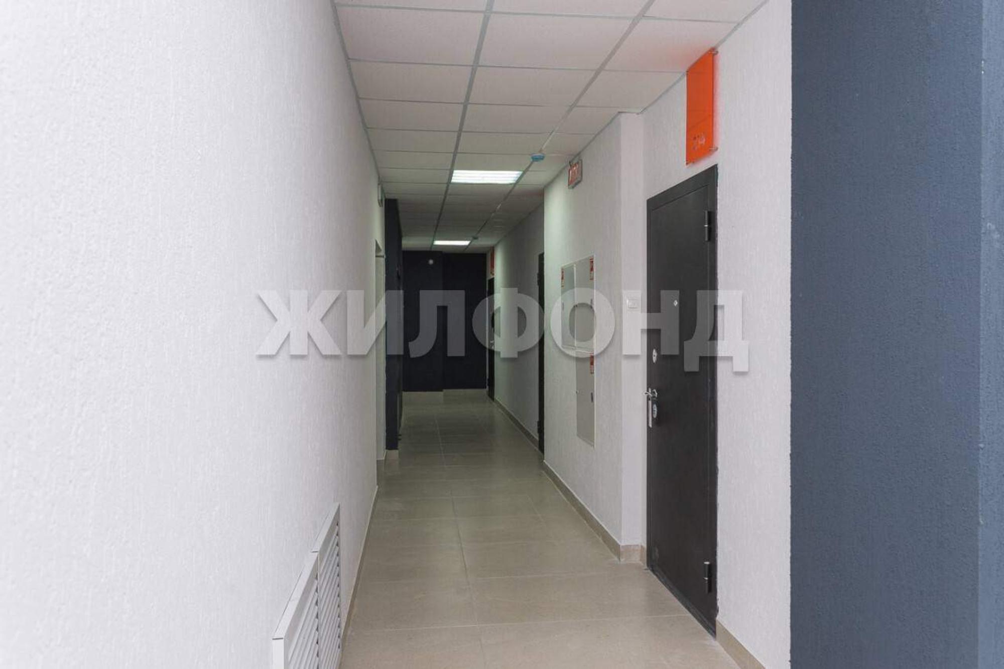 Купить студию за 3 150 000 рублей на Петухова улица, д.162