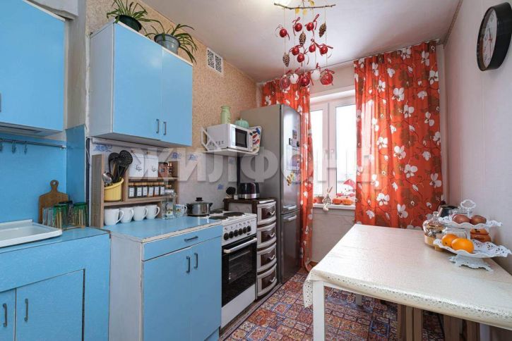 2-комн квартира 25 лет Октября улица, д.11