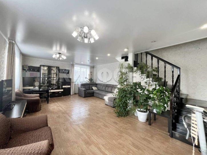 Коттедж/дом Тульская улица, д.484/2