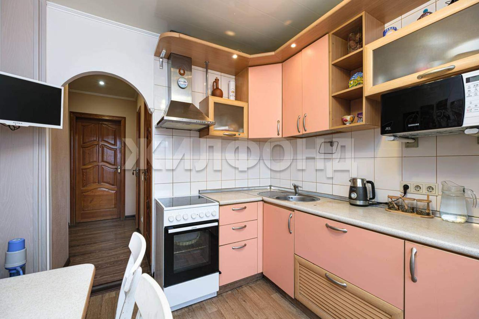 Купить квартиру за 9 900 000 рублей на Белинского улица, д.3