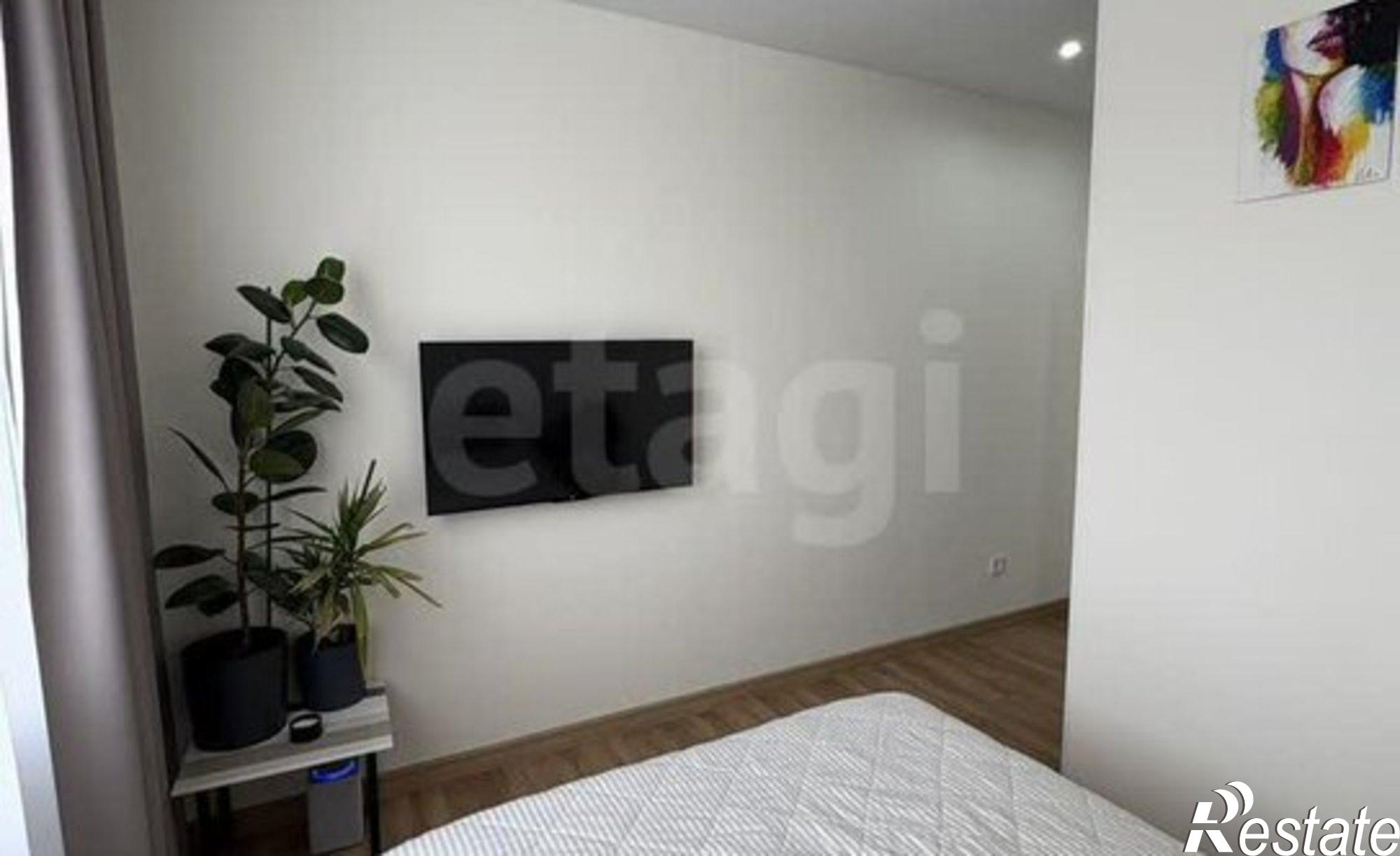 Купить квартиру за 6 500 000 рублей на ул Выборная, 133