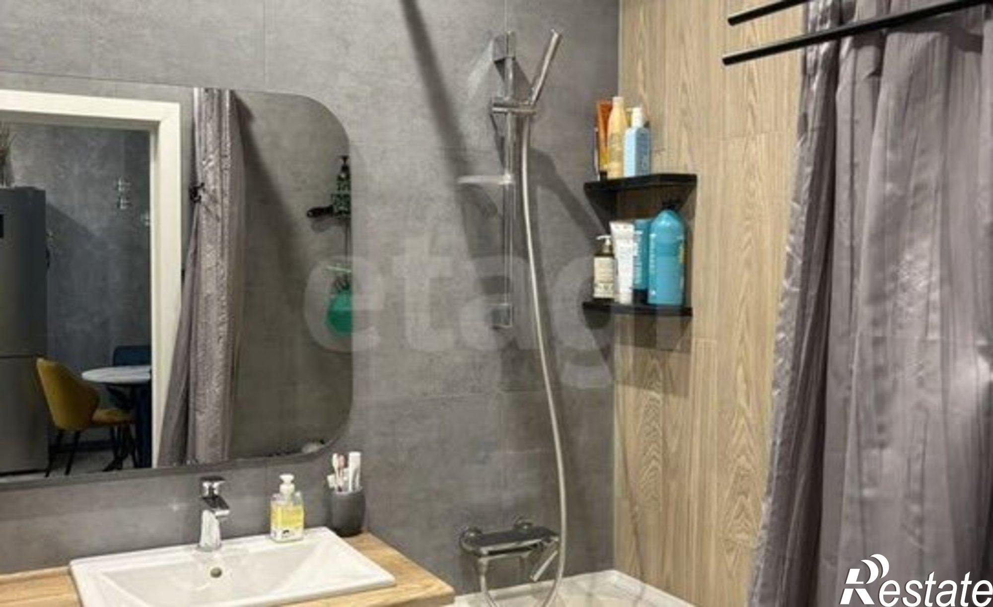 Купить квартиру за 6 500 000 рублей на ул Выборная, 133