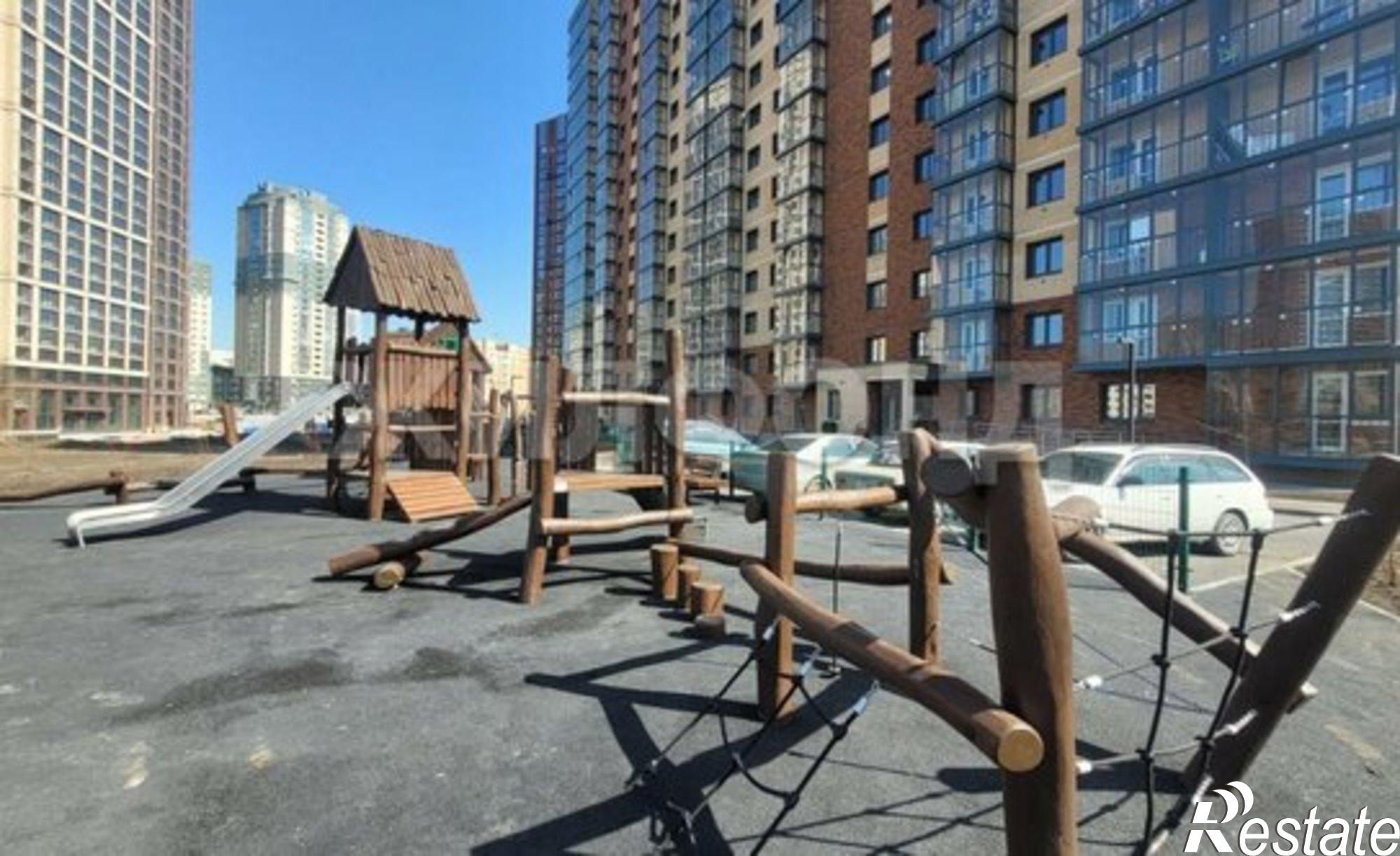 Купить квартиру за 4 200 000 рублей на Закаменский мкр, 16