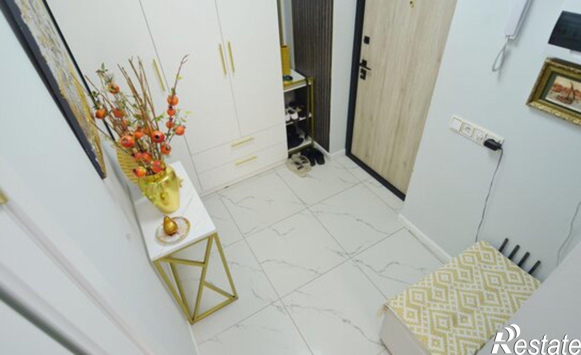 Купить квартиру за 13 900 000 рублей на ул Большевистская, 114А