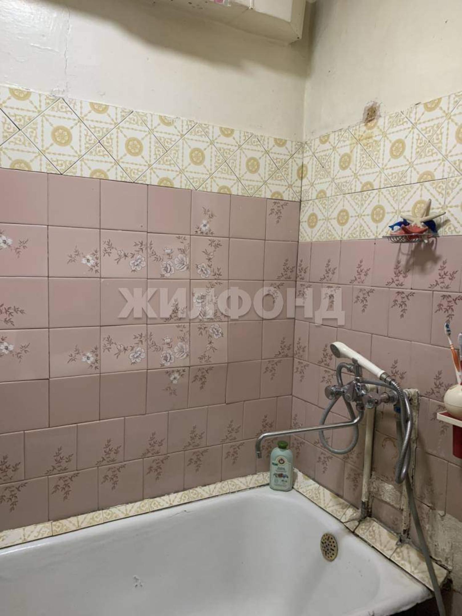 Купить квартиру за 9 000 000 рублей на Красный проспект, д.96