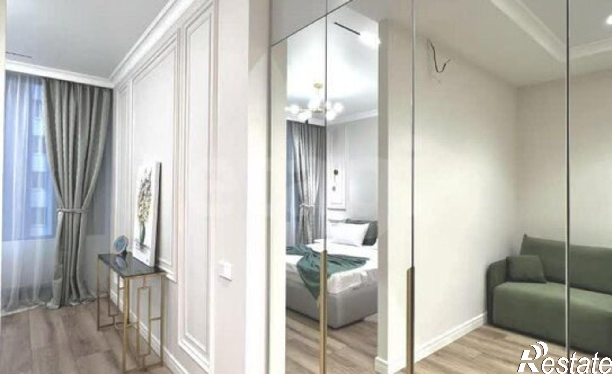 Купить квартиру за 37 000 000 рублей на Красный пр-кт, 104