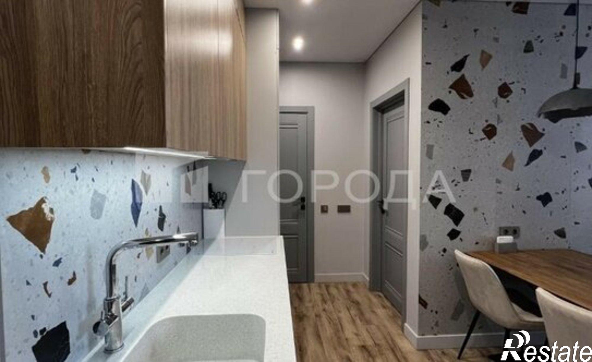 Купить квартиру за 20 000 000 рублей на Красный пр-кт, 167/4