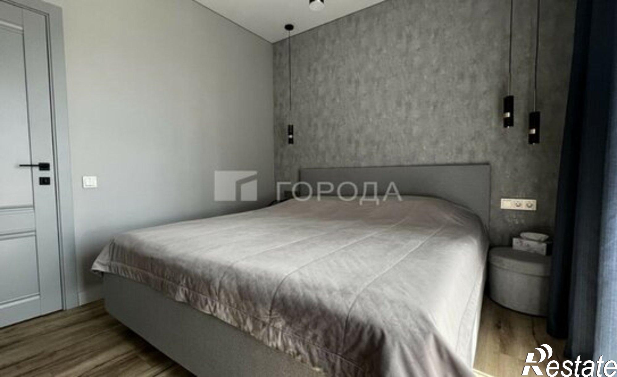 Купить квартиру за 20 000 000 рублей на Красный пр-кт, 167/4