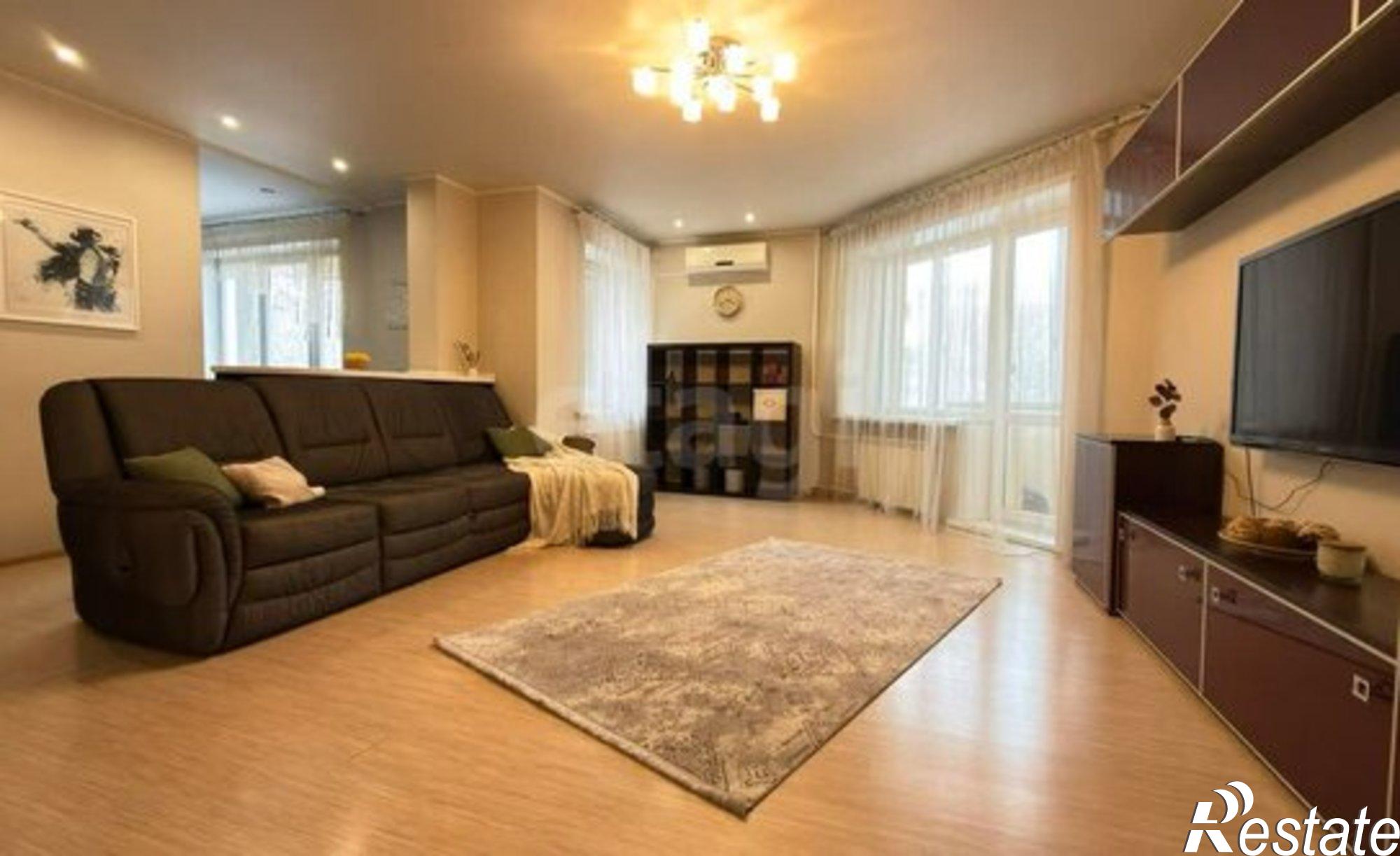 Купить квартиру за 10 200 000 рублей на улица Орджоникидзе, 35