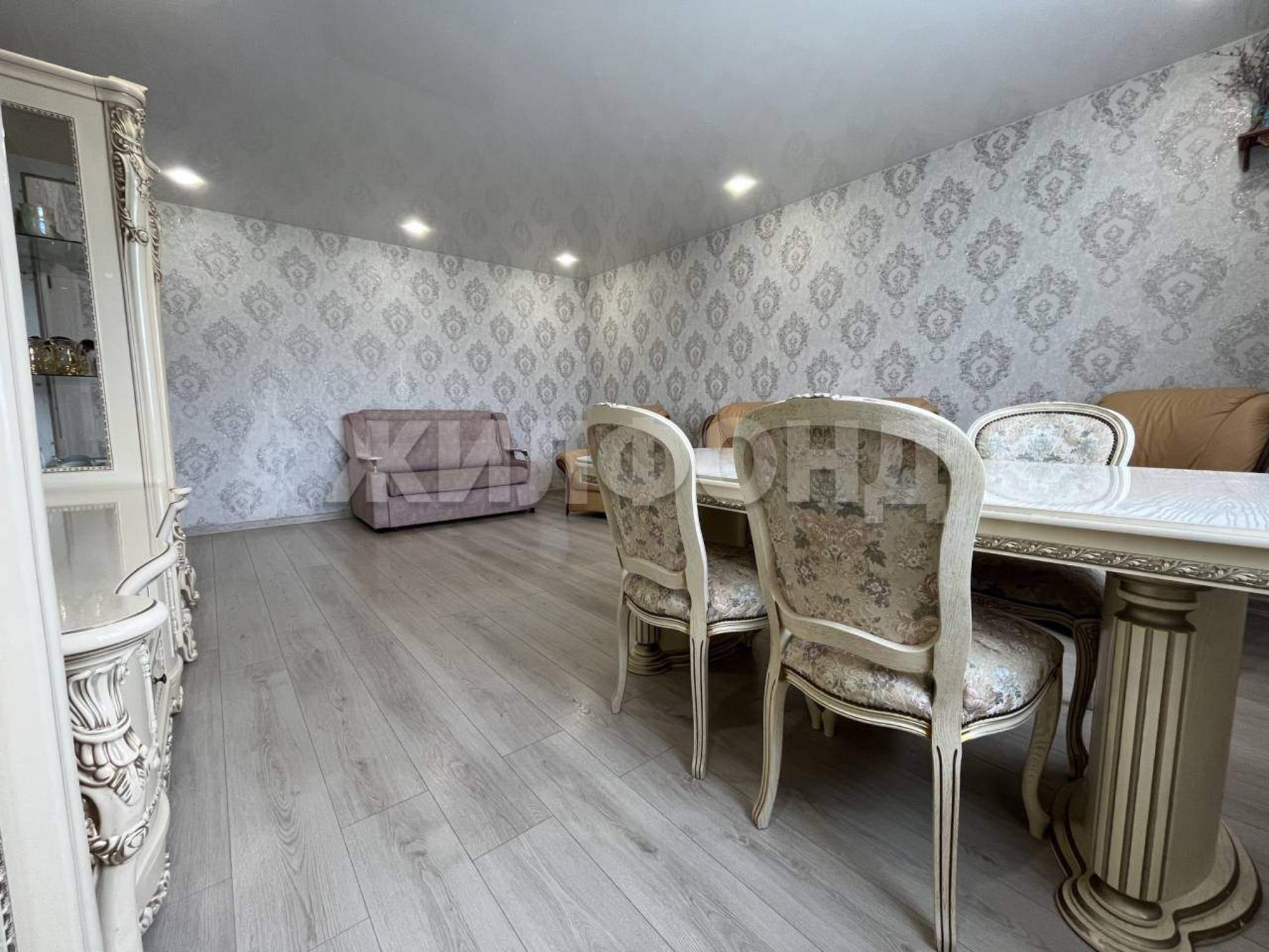 Купить квартиру за 5 850 000 рублей на Плющихинская улица, д.9