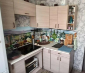 2-комн, 41кв м, этаж 1/4 Янтарная улица, 49