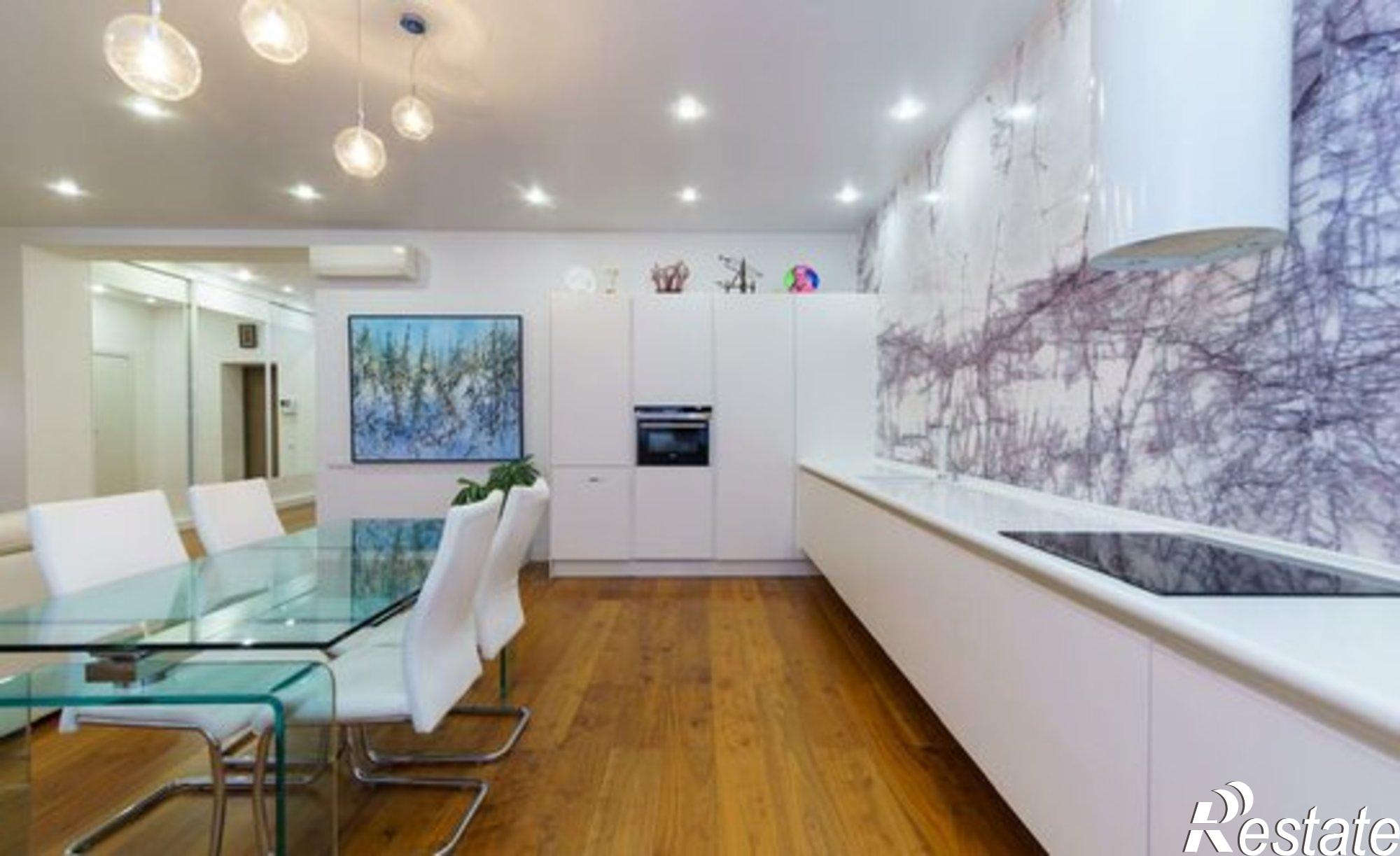 Купить квартиру за 36 000 000 рублей на ул Кедровая, 55