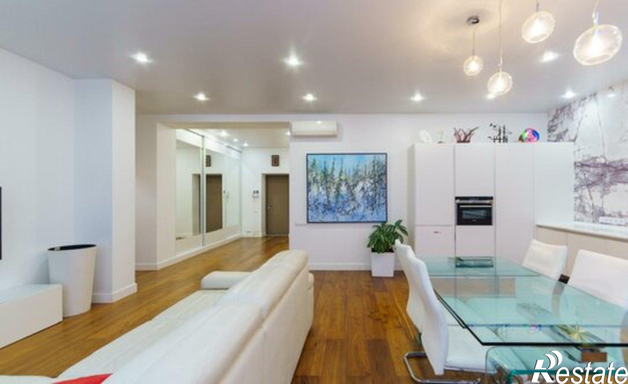 Купить квартиру за 36 000 000 рублей на ул Кедровая, 55