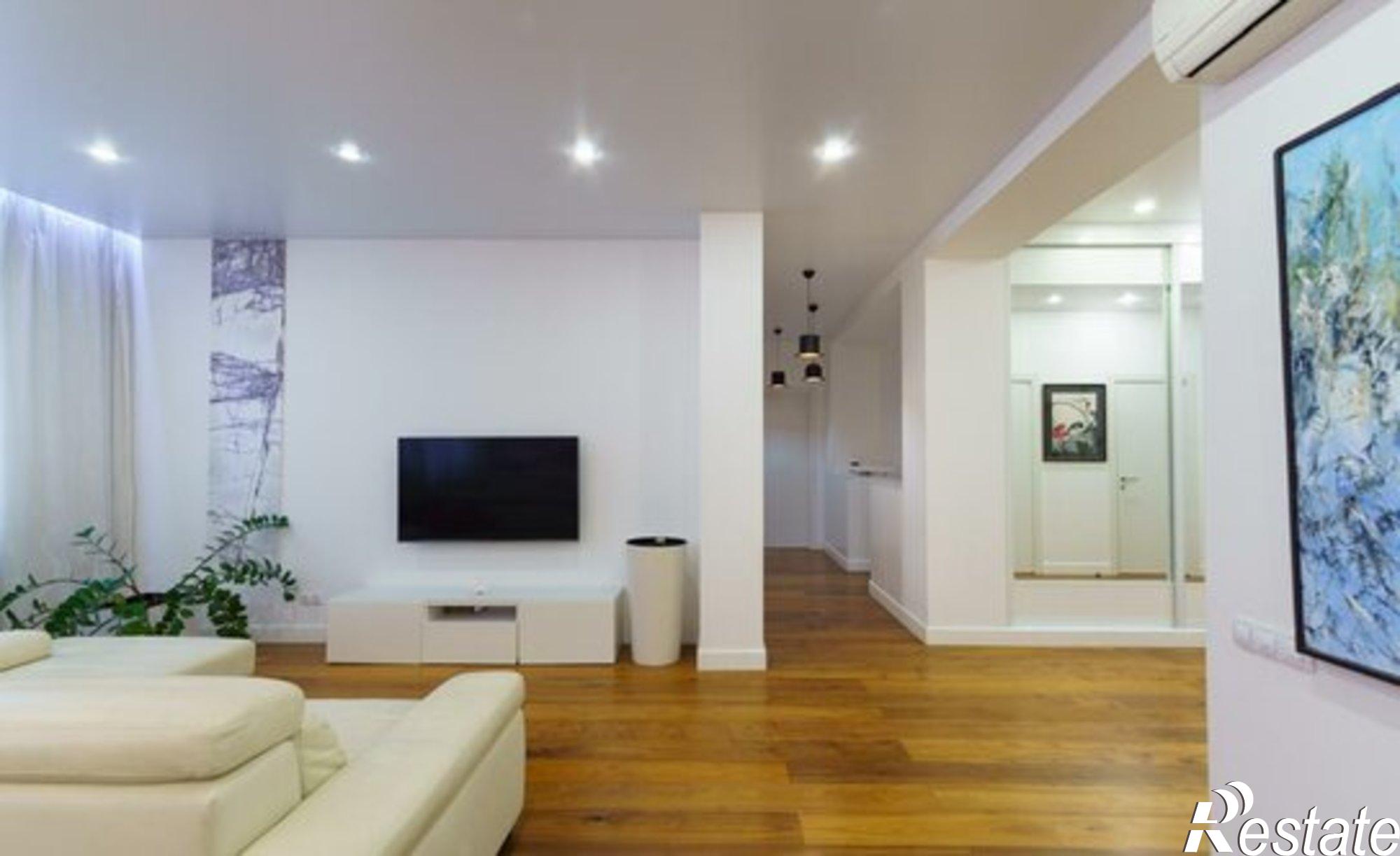 Купить квартиру за 36 000 000 рублей на ул Кедровая, 55