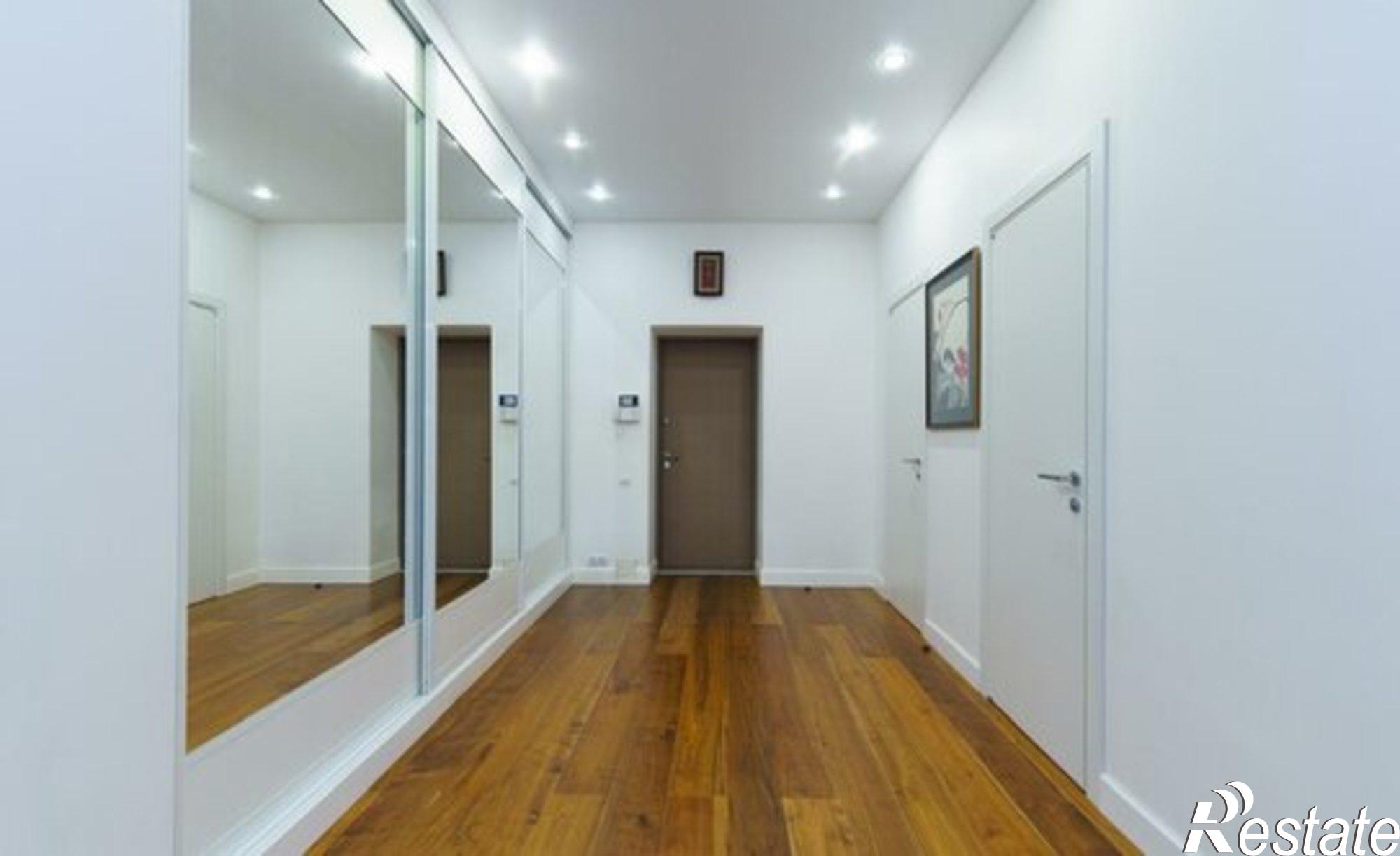 Купить квартиру за 36 000 000 рублей на ул Кедровая, 55