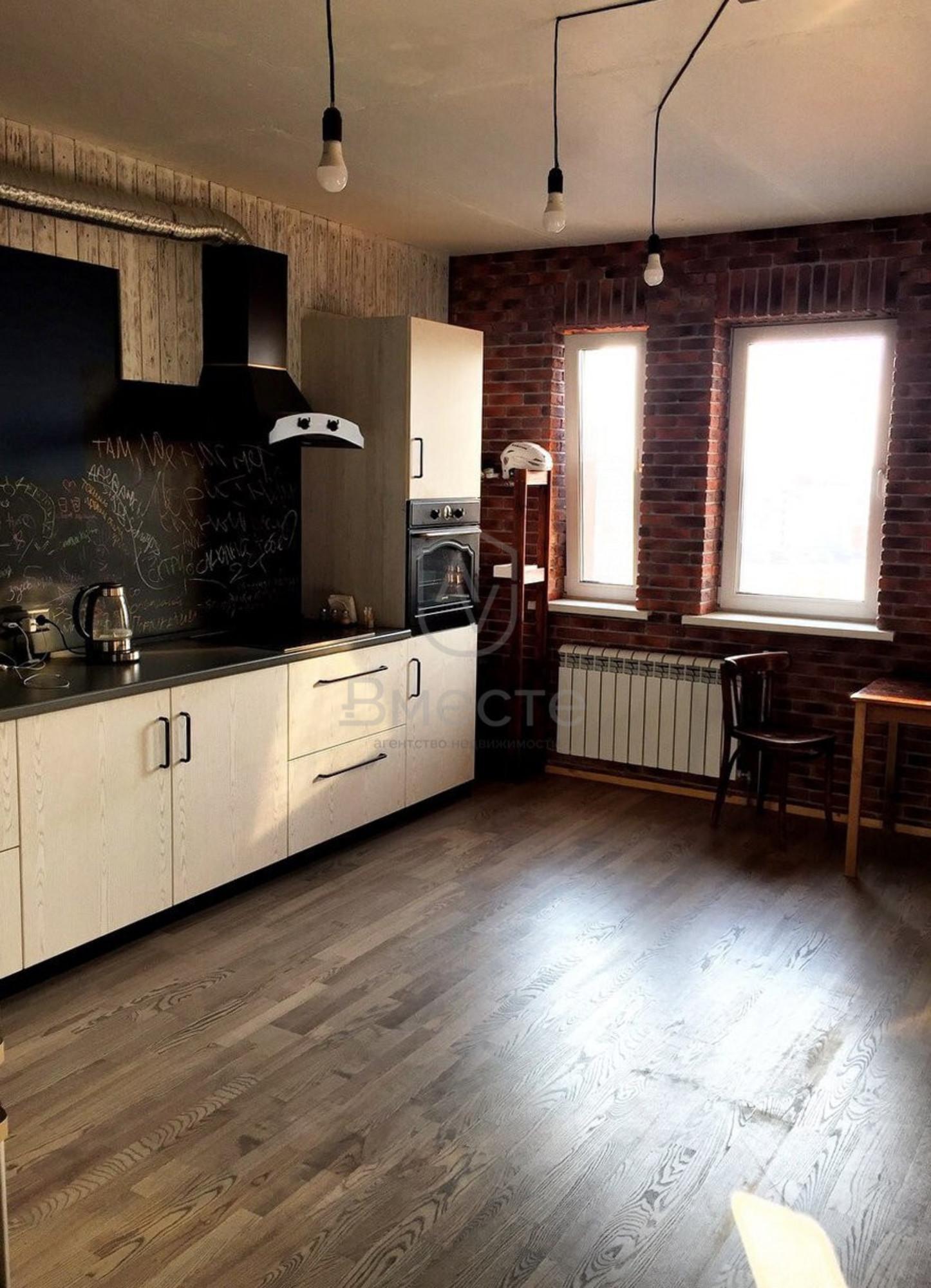 Купить квартиру за 10 590 000 рублей на Военная, 9/2